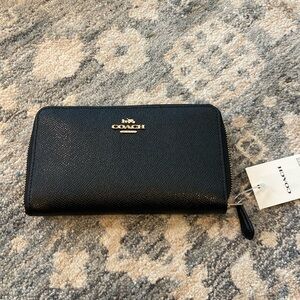 Leather coach wallet - medium - NWT